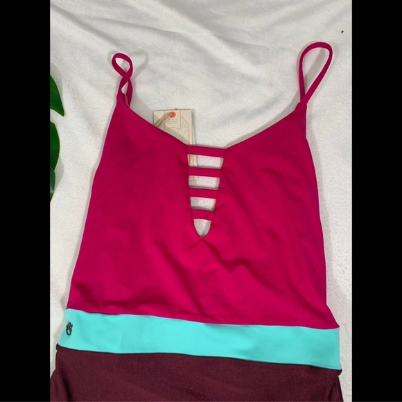 NWT $154‎ Maaji EverGreen Colorblock One-Piece Swimsuit [SZ Medium ] - Picture 4 of 8